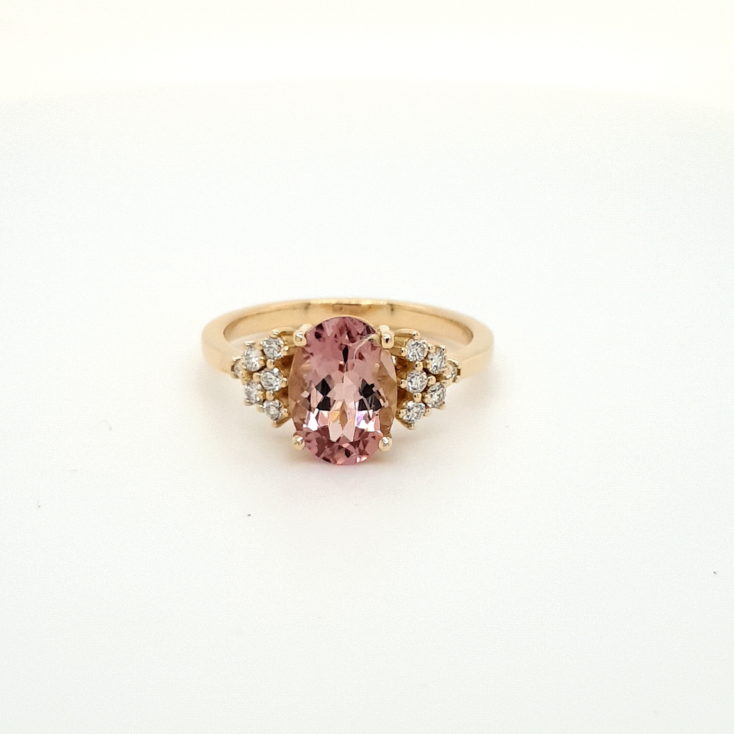 Custom Sophisticated Ring by Marie-Pauline Moonen